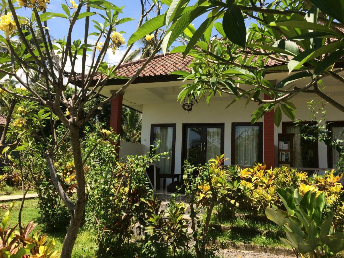 Bali Segara Lestari Oceanfront Villas Tejakula Exteriör bild
